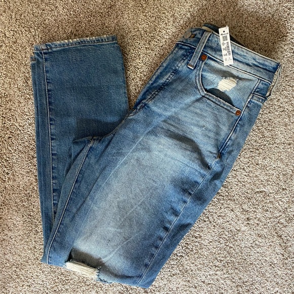 NWT The Curvy Perfect Vintage Jean in Denman Wash: Ripped Edition - Picture 5 of 12